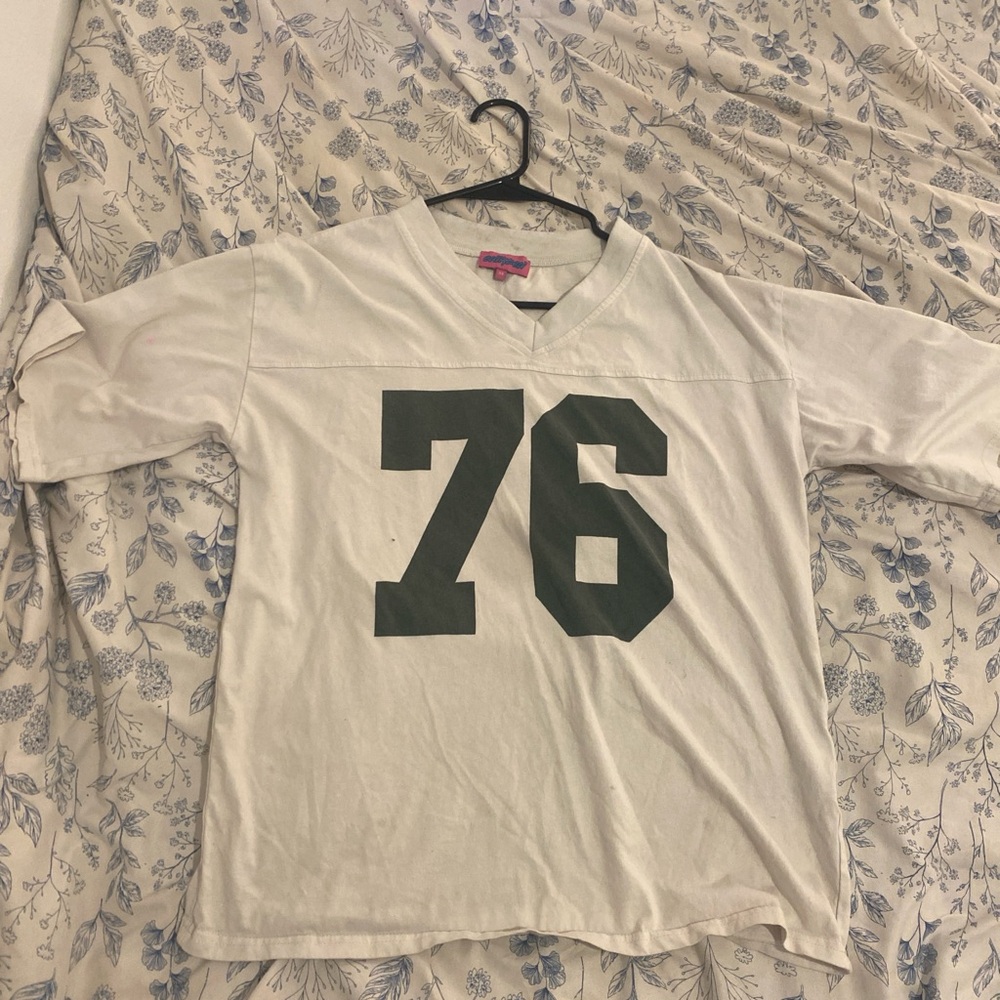 Edikted Cream Top with Pink Label